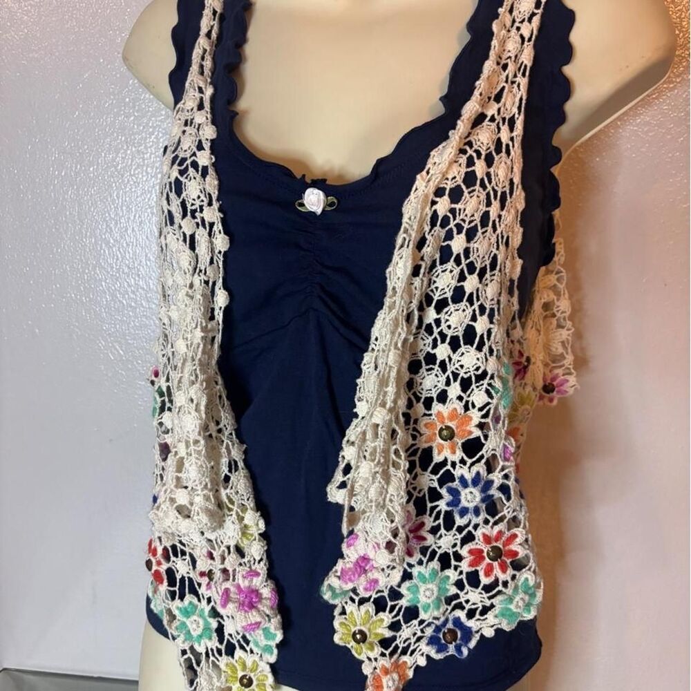 Y2K Crochet Floral Vest / Shrug